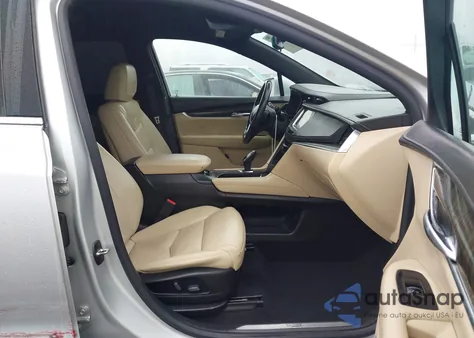 2017 Cadillac Xt5 Standard z USA, uszkodzony, nr VIN 1GYKNARS6HZ225674